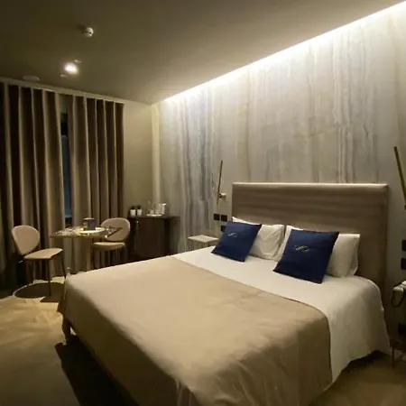 Hotel Motel Top