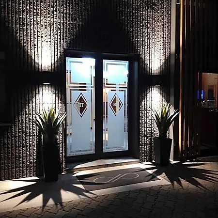 Hotel Motel Top Hotel 4*